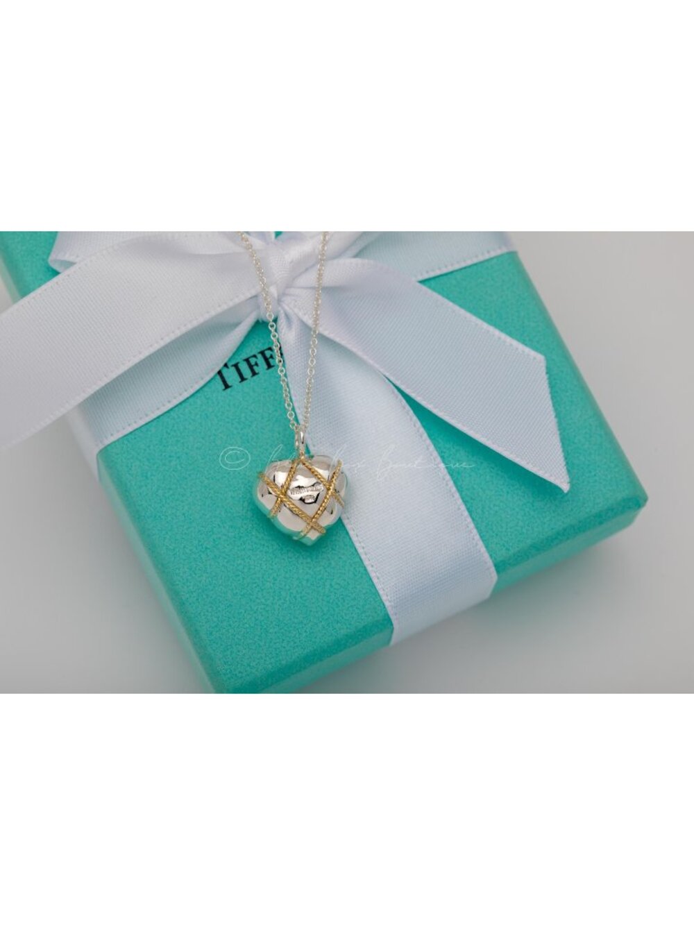 RARE Tiffany & Co. Vintage "Quilt Heart" Necklace Puffed 18k Gold Rope Pendant - Picture 4 of 8